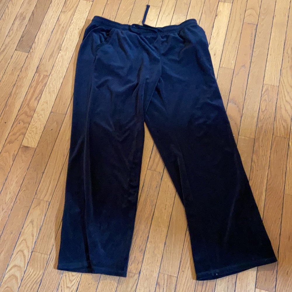 Black lounge velour pants Size L